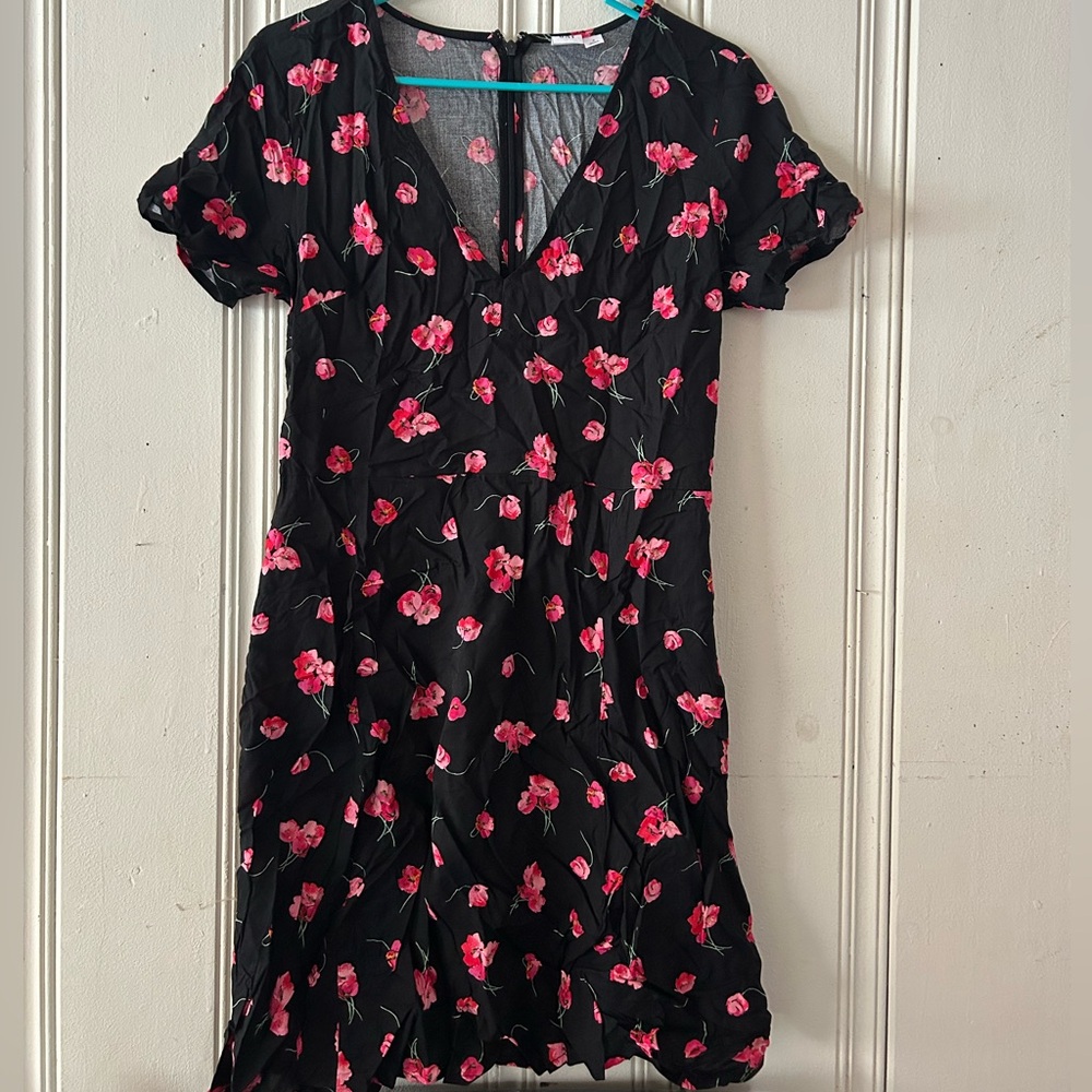 GAP Black and Pink Flutter Sleeve Sundress